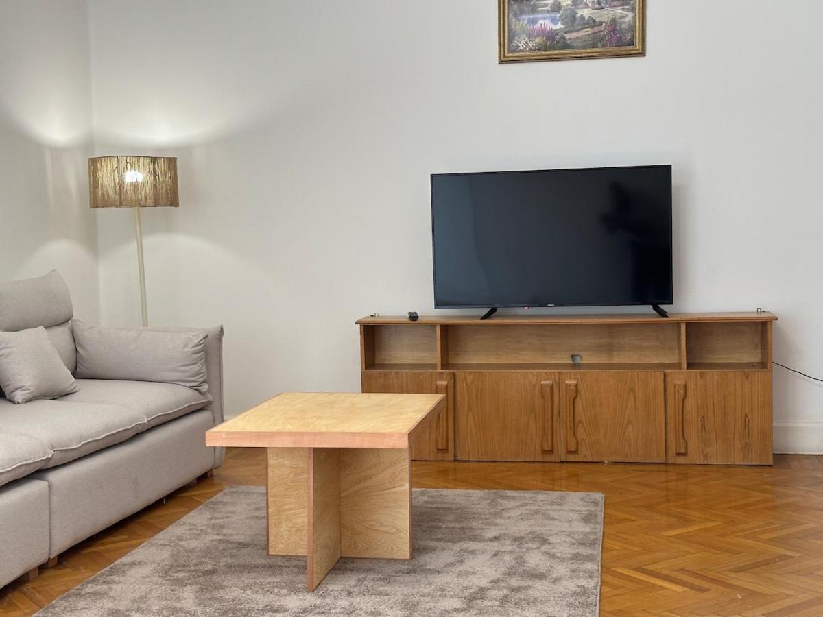 In Gardencity - Downtown Apartment